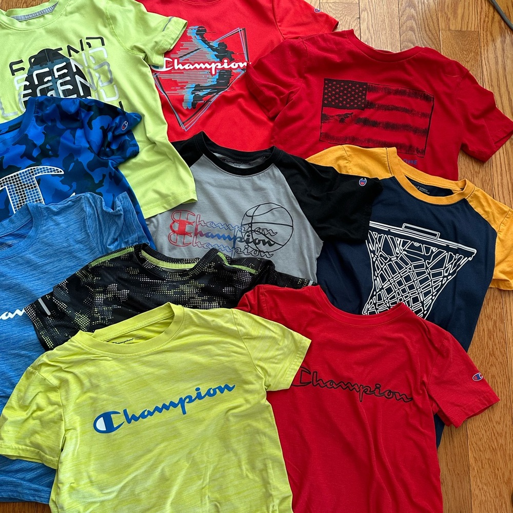 Boys lot of 10 size 10/12 t shirts - CHAMPION. Very gently used